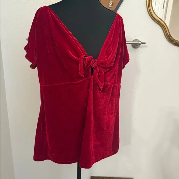 Hell Bunny Red Tie Front Short Sleeve Blouse - Picture 3 of 6